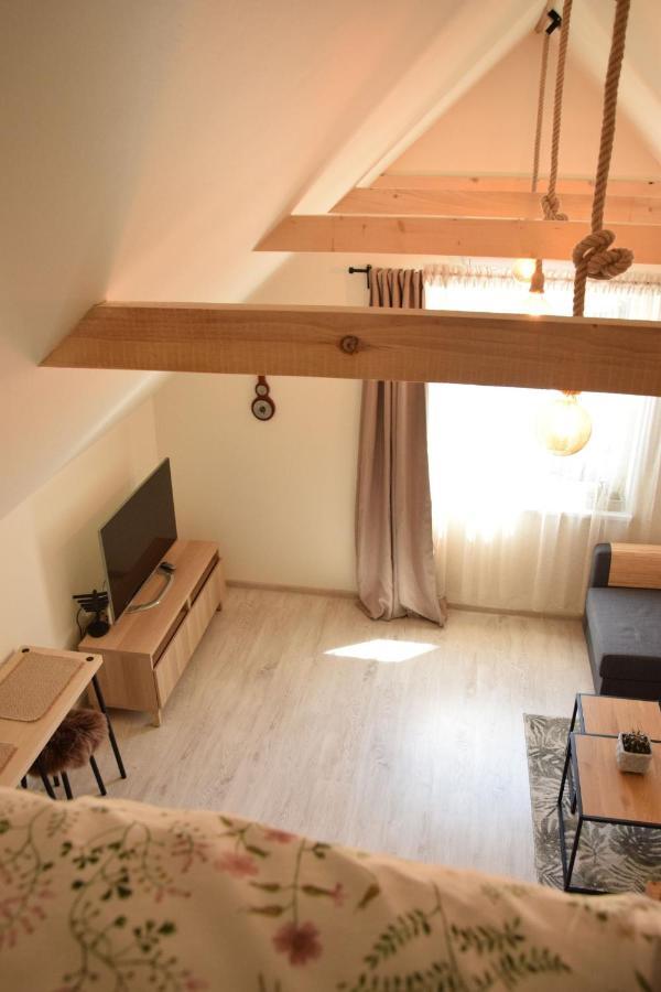 A&J Apartments Κλαϊπέντα Εξωτερικό φωτογραφία